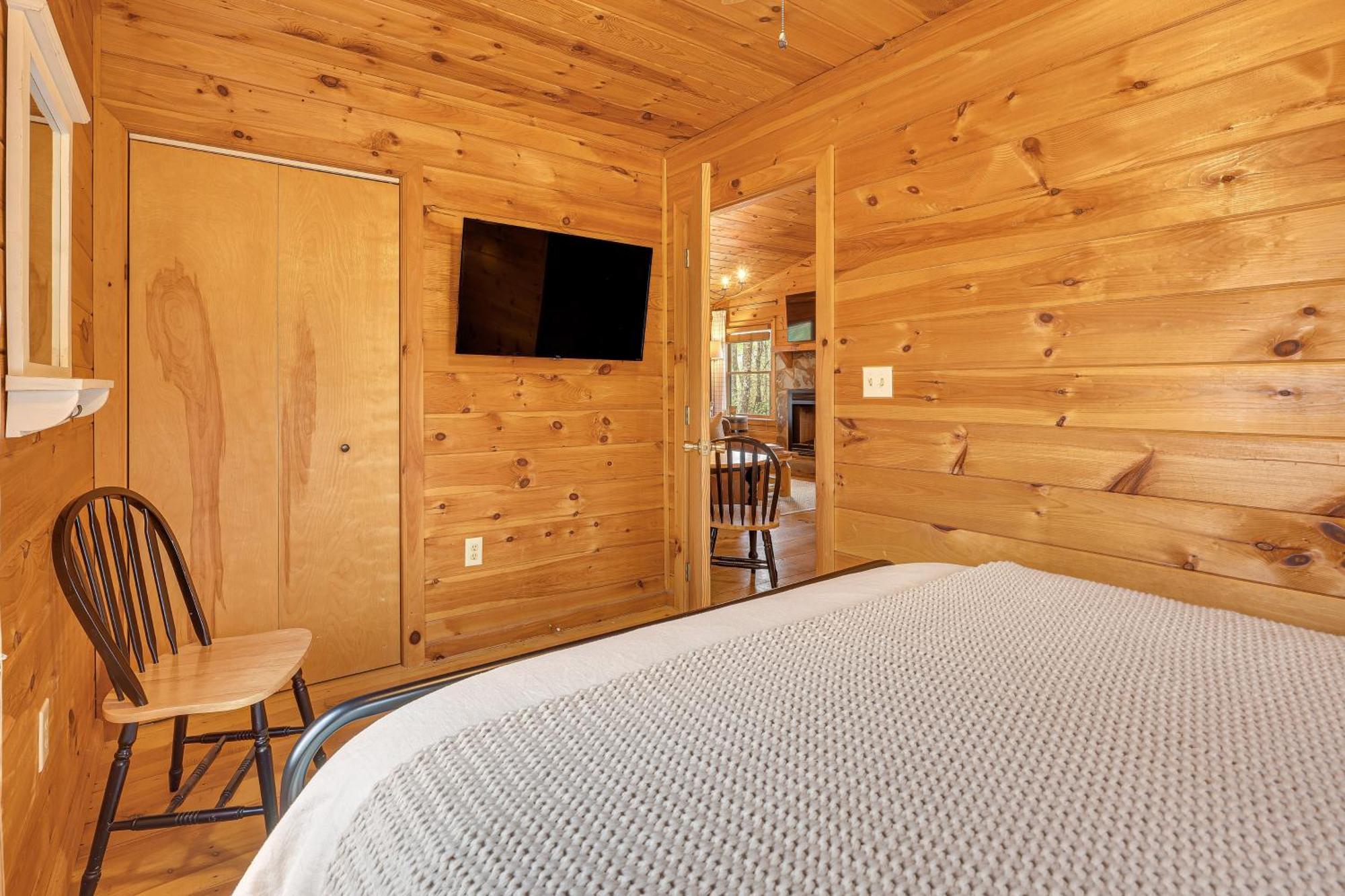 Cozy Cabin In Private Location With Hot Tub And Grill! Blue Ridge Dış mekan fotoğraf