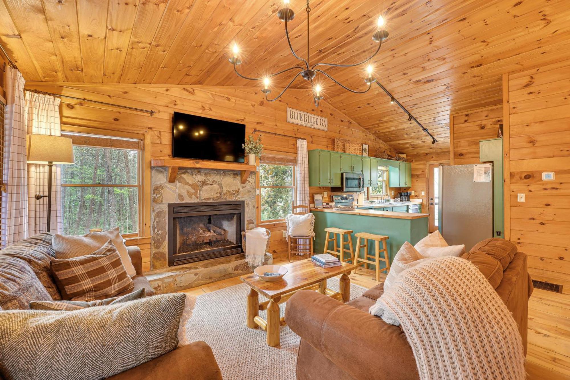 Cozy Cabin In Private Location With Hot Tub And Grill! Blue Ridge Dış mekan fotoğraf