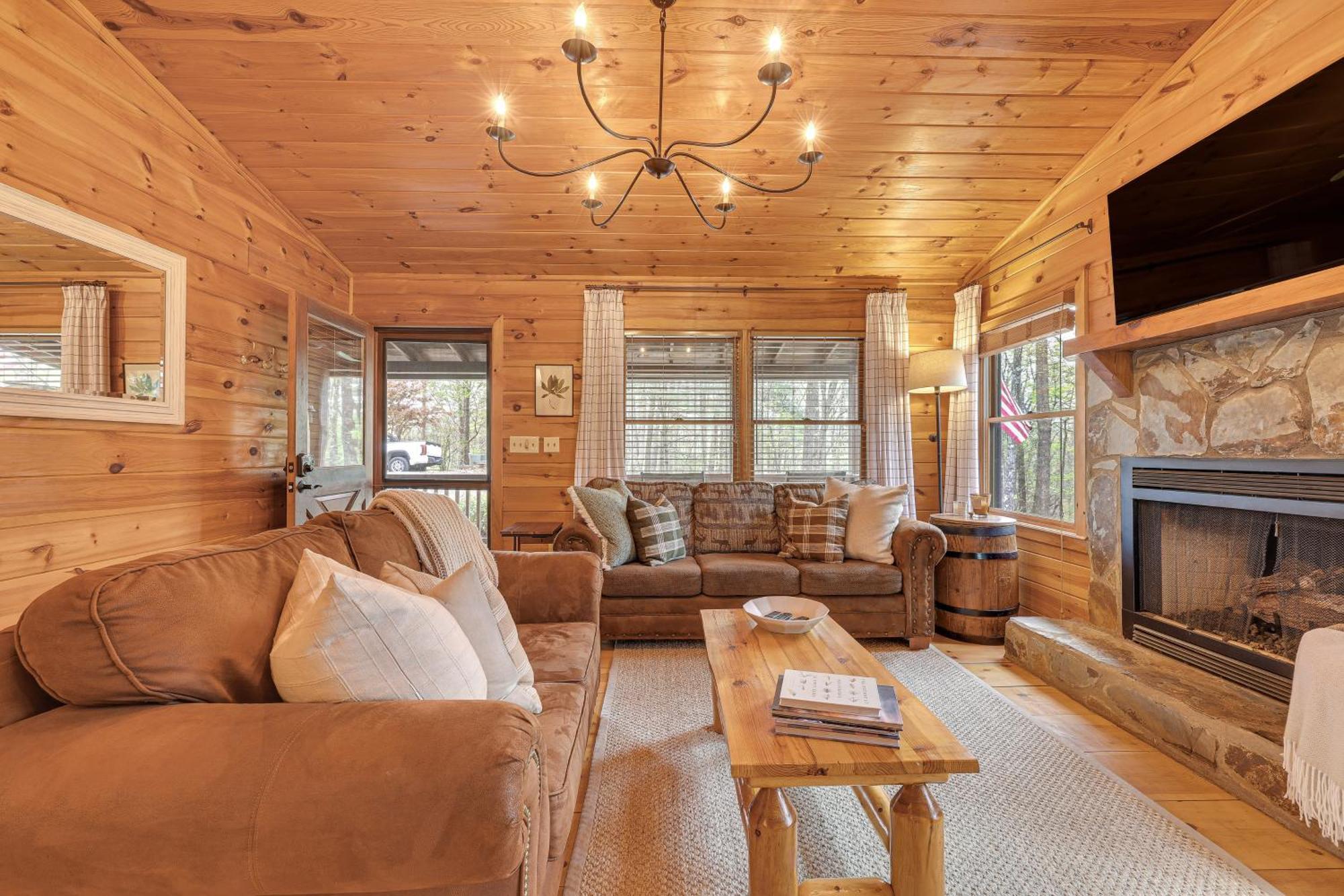 Cozy Cabin In Private Location With Hot Tub And Grill! Blue Ridge Dış mekan fotoğraf